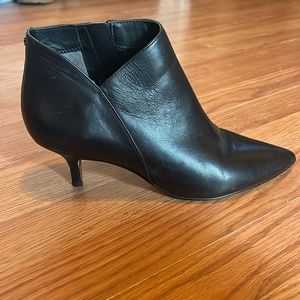 Sam Edelman Kadison Kitten-Heeled Ankle Boots